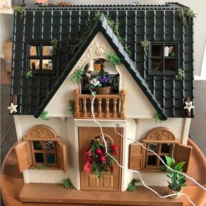 Custom Calico Critters Cozy Cottage House with Tons of Accessories & 2 Lights!